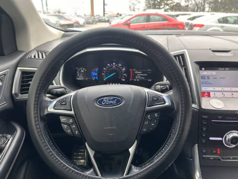 2019 Ford Edge Titanium
