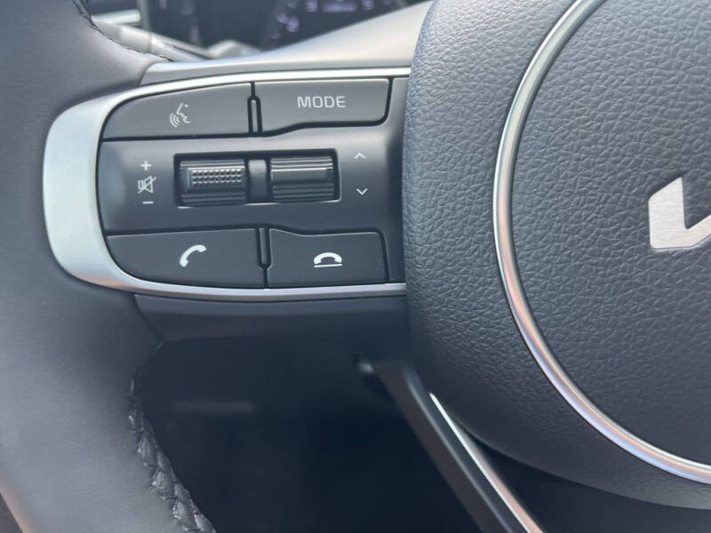 2024 Kia K5 EX