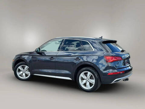 2019 Audi Q5 quattro Prestige 45 TFSI