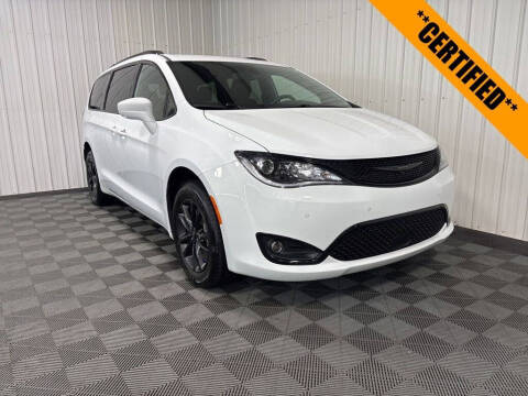 2020 Chrysler Pacifica Launch Edition