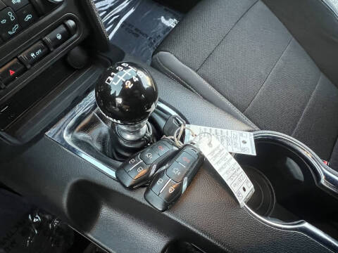 2015 Ford Mustang V6