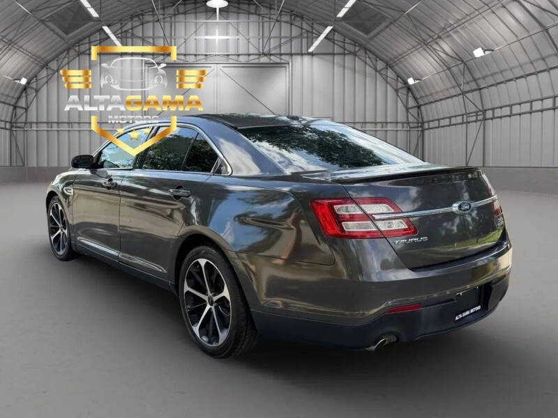 2015 Ford Taurus SEL