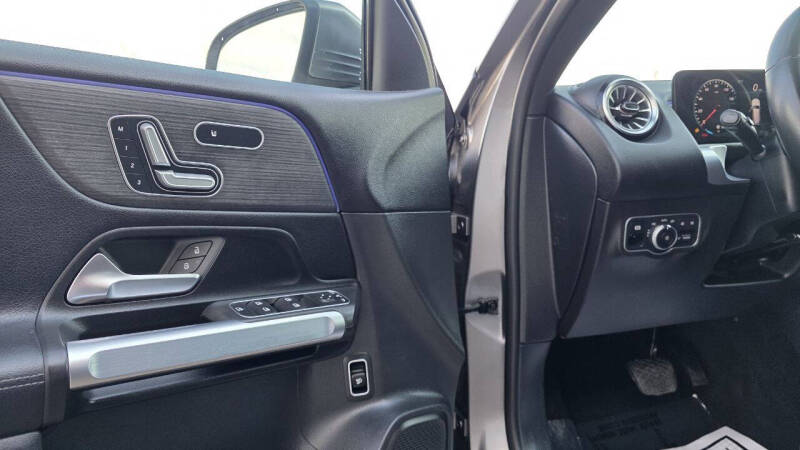 2023 Mercedes-Benz GLB GLB 250 4MATIC