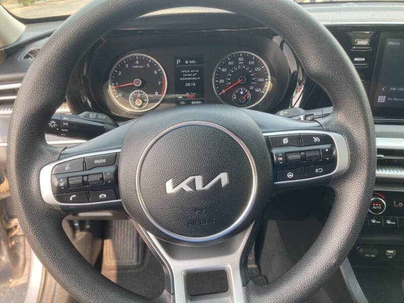 2023 Kia K5 LXS