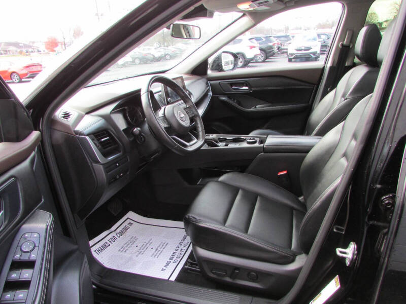 2023 Nissan Rogue SV