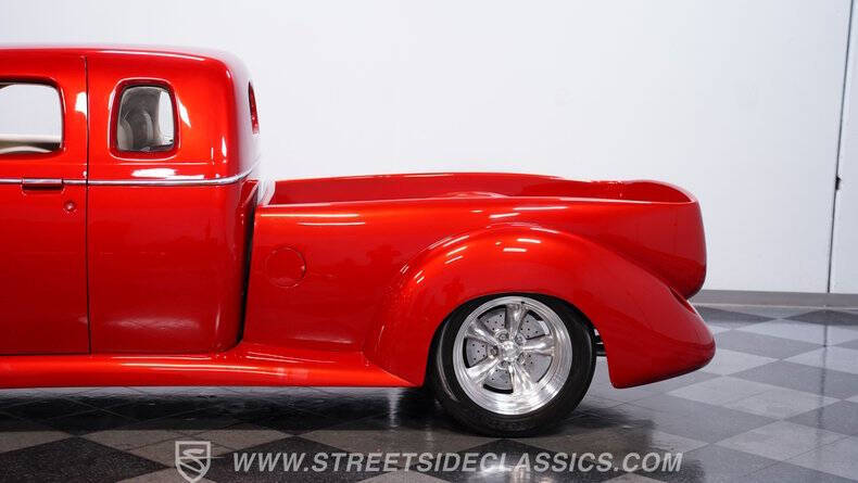 1939 Studebaker Coupe Express