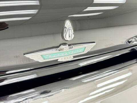1957 Ford Thunderbird