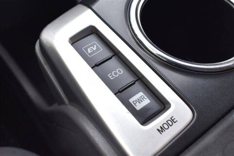 2012 Toyota Prius v Two