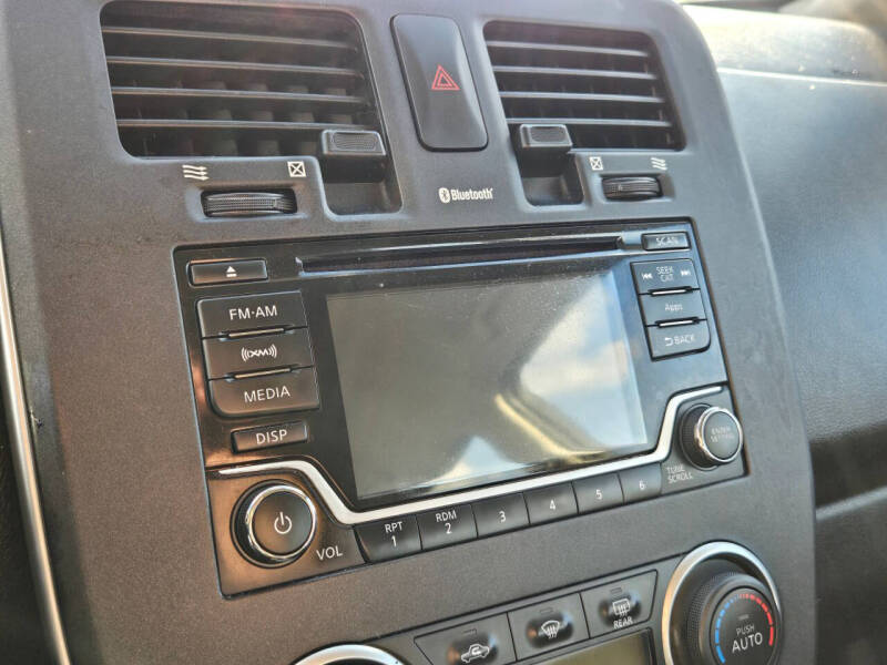 2016 Nissan LEAF S-24