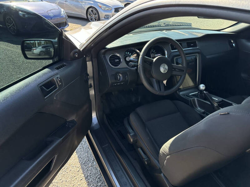 2011 Ford Mustang V6 Premium