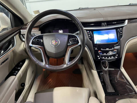 2013 Cadillac XTS Luxury Collection