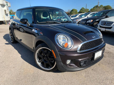 2013 MINI Hardtop for sale at KAYALAR MOTORS in Houston TX