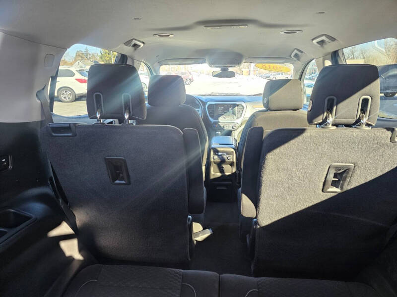 2018 GMC Acadia SLE-2