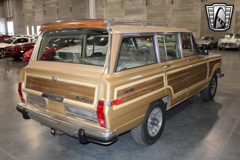 1987 Jeep Grand Wagoneer