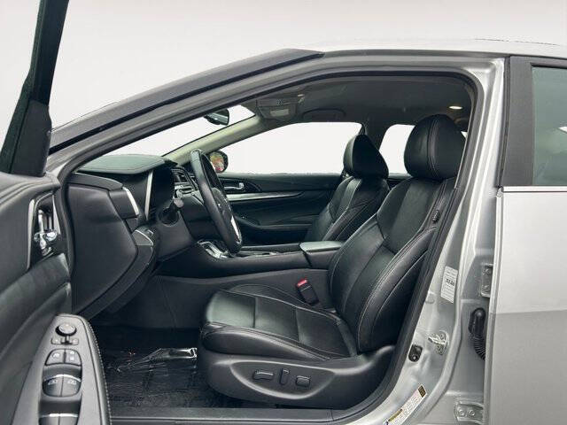 2022 Nissan Maxima 3.5 SV