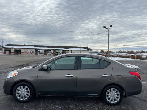 2014 Nissan Versa 1.6 S