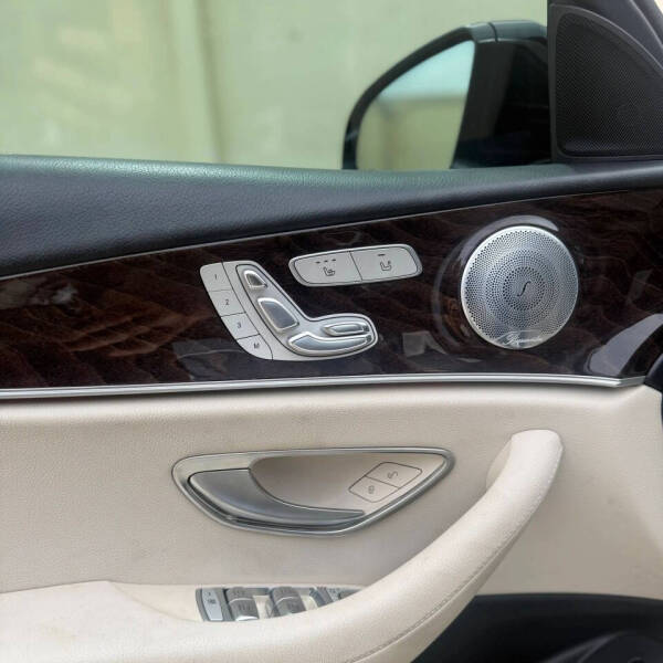 2017 Mercedes-Benz E-Class E 300 4MATIC