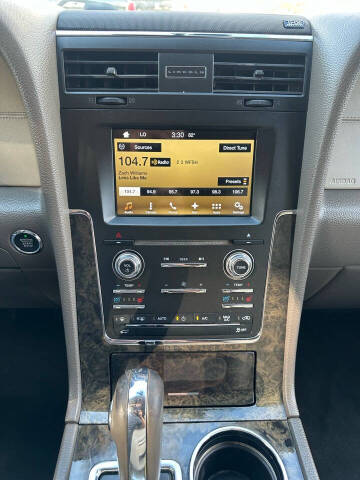 2016 Lincoln Navigator L Select