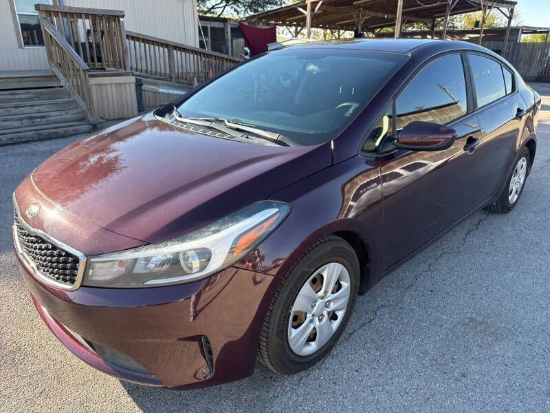 2018 Kia FORTE LX's photo