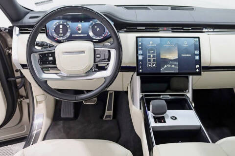 2025 Land Rover Range Rover P530 SE