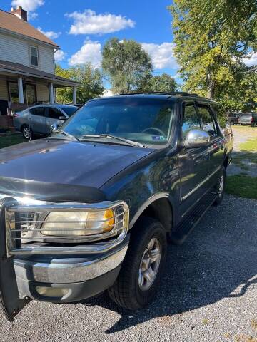 1999 Ford Expedition for sale at PREOWNED CAR STORE in Bunker Hill WV