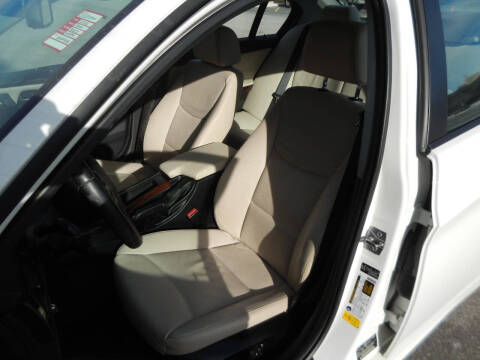 2011 BMW 3 Series 328i