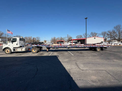 2017 Freightliner M2 112