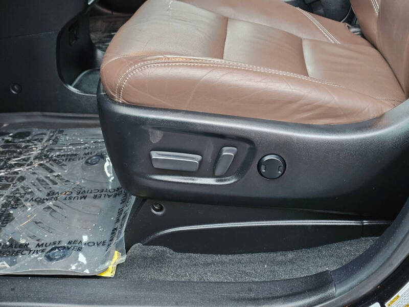 2017 Toyota Sienna Limited Premium 7-Passenger