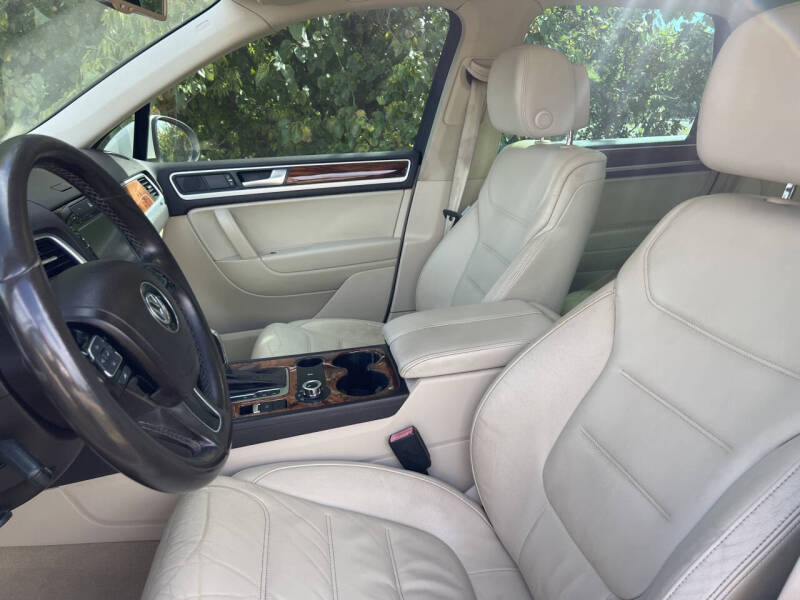 2012 Volkswagen Touareg