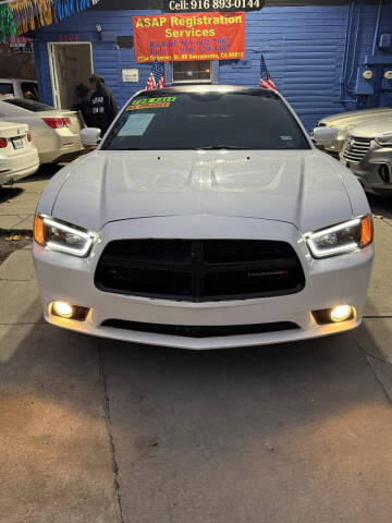 2014 Dodge Charger SXT Plus