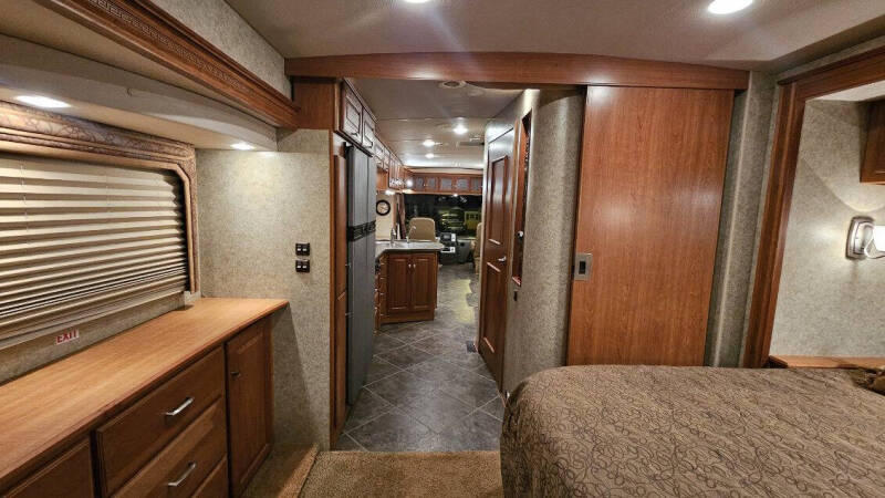 2009 Winnebago Itssca Meridian 34Y
