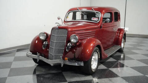 1935 Ford Tudor