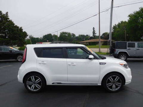 2016 Kia Soul +