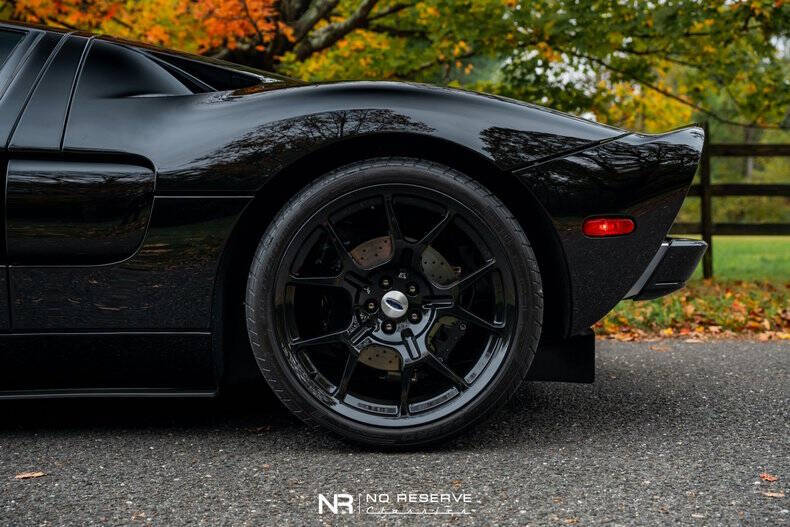 2005 Ford GT