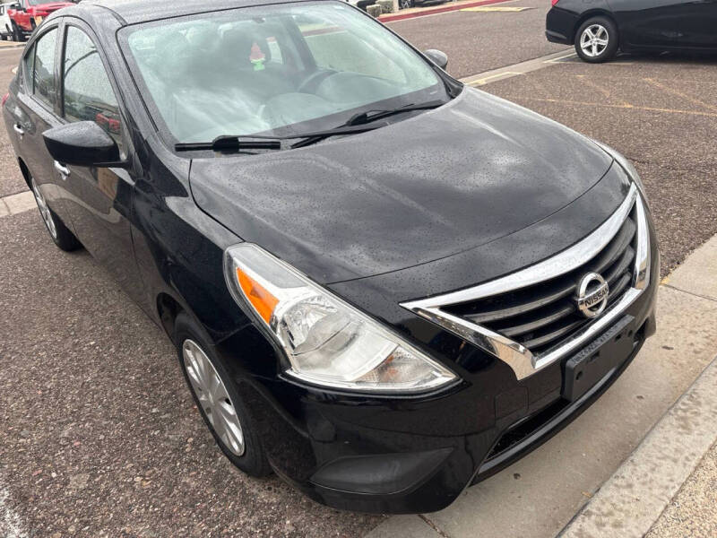 2019 Nissan Versa