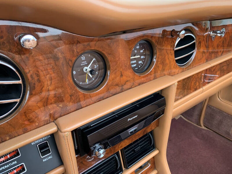 1989 Rolls-Royce Corniche