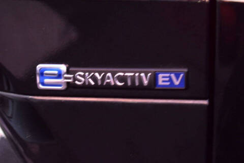 2023 Mazda MX-30 EV Premium Plus