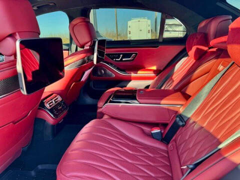 2025 Mercedes-Benz S-Class AMG S 63 E Performance