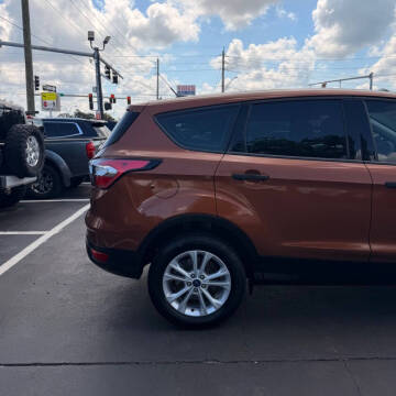 2017 Ford Escape S