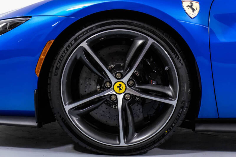 2024 Ferrari 296 GTS