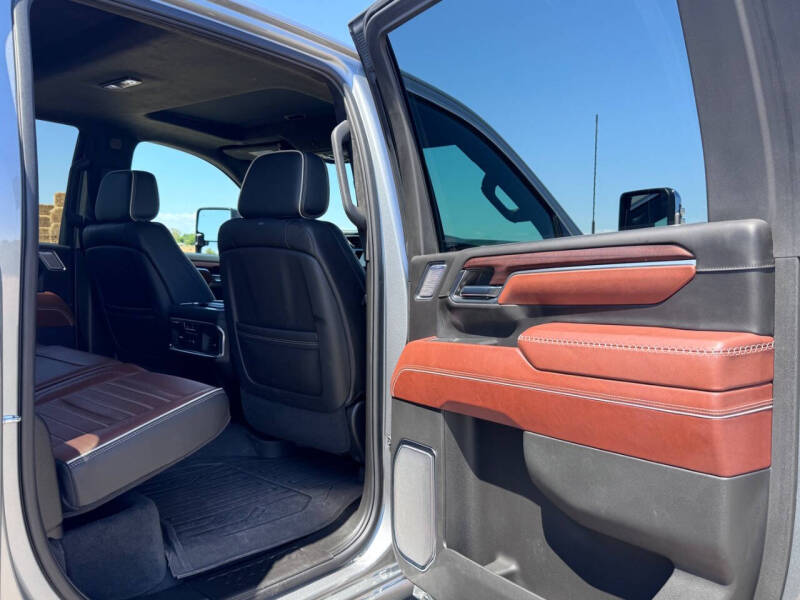 2024 GMC Sierra 3500HD Denali Ultimate