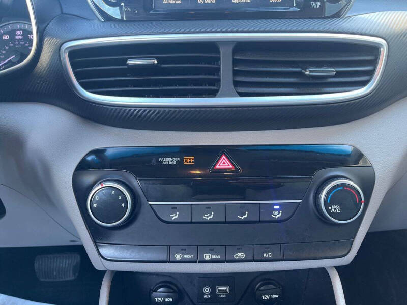 2021 Hyundai Tucson SE