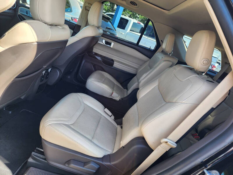 2020 Ford Explorer Platinum