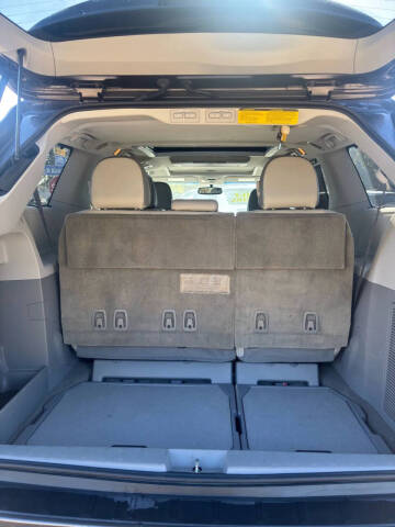 2012 Toyota Sienna Limited 7-Passenger