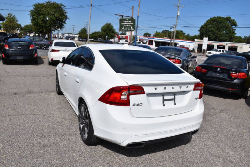 2015 Volvo S60 T5 Drive-E Platinum