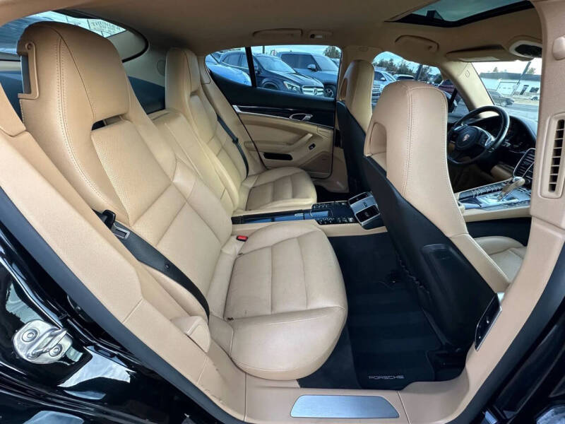 2015 Porsche Panamera