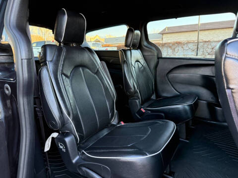 2019 Chrysler Pacifica Touring Plus