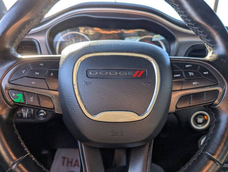 2019 Dodge Challenger SXT
