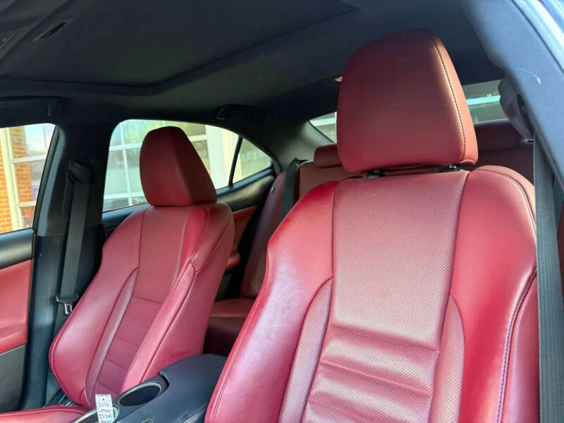 2016 Lexus IS 300