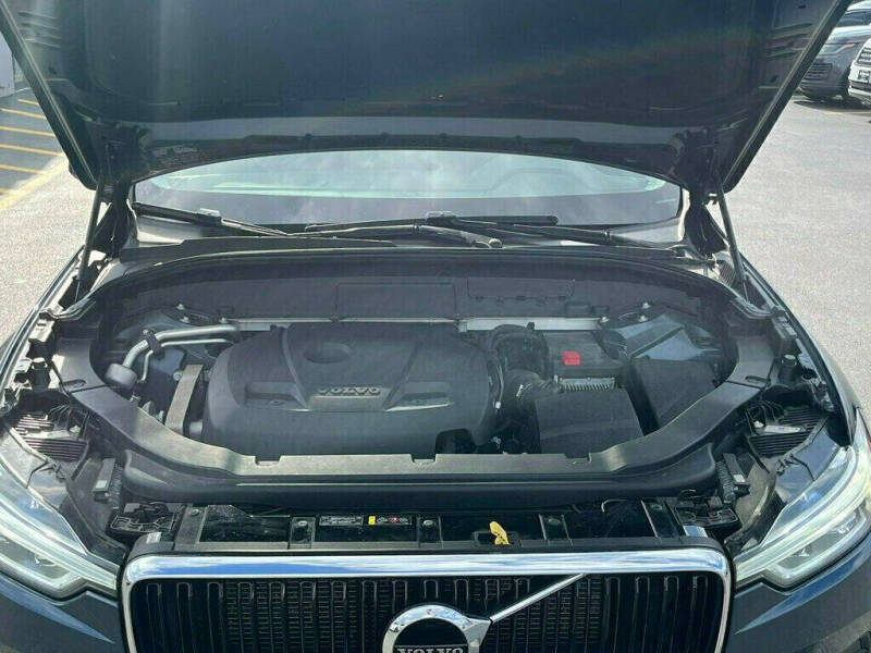 2018 Volvo XC60 T5 Momentum